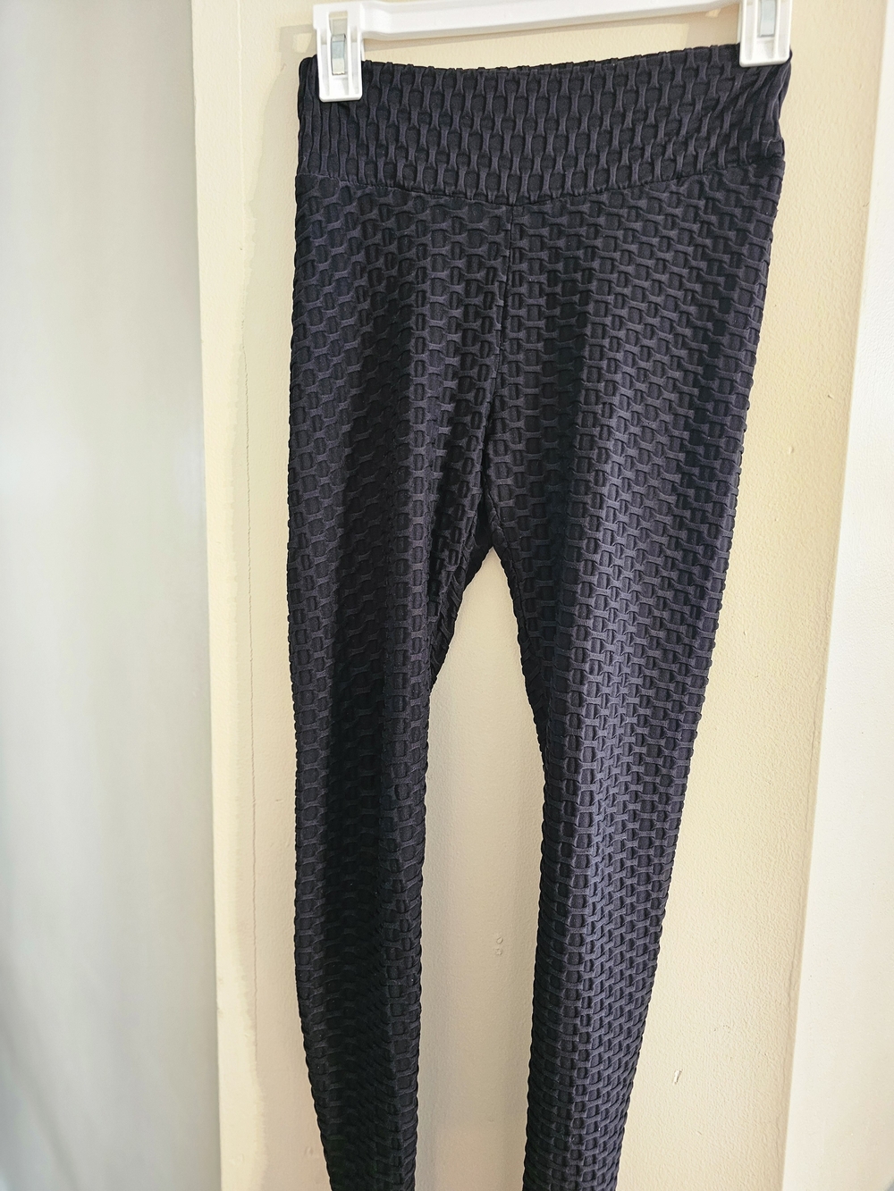 Textured High-Waist Leggings - Black
